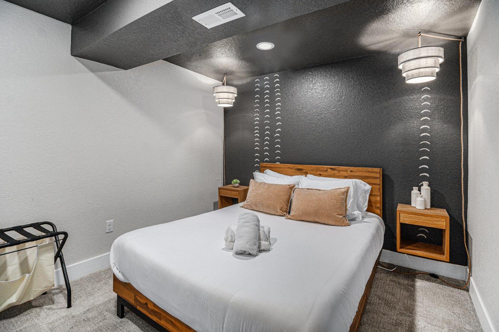 Heights Hideaway - Great Location - Game And Movie Room 웨스트민스터 외부 사진